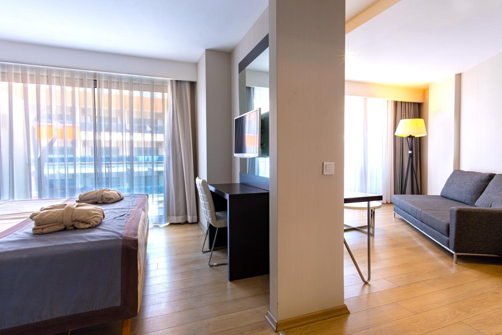 Selene Beach & Spa Hotel (Adults Only) Avsallar Luaran gambar